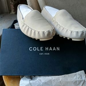 Cole Hann Cary Venetian Flats